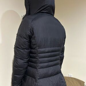Women's Black Hooded Puffer Jacket